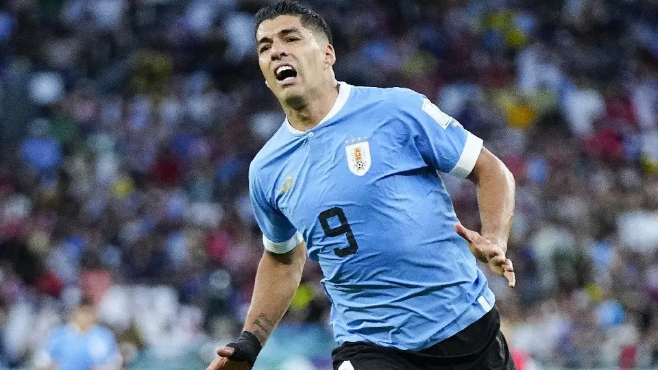 Leyenda de Uruguay respaldó a Marcelo Bielsa ante declaraciones de Luis Suárez