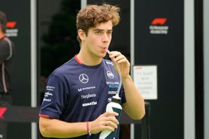 Franco Colapinto se rinde ante Checo Pérez: 'Un capo, lo quiero mucho'