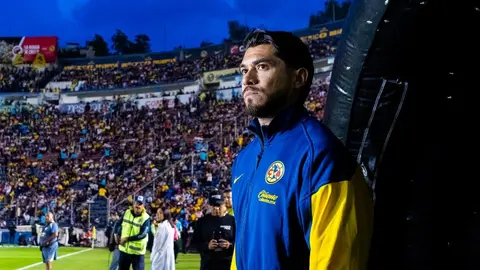 Henry Martín pide mesura luego de las victorias de América: 'Con los pies en la tierra'