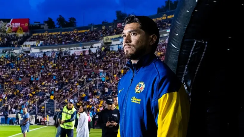 Henry Martín pide mesura luego de las victorias de América: 'Con los pies en la tierra'