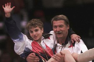 Fallece Bela Karolyi, entrenador de Comaneci y múltiples campeonas de gimnasia