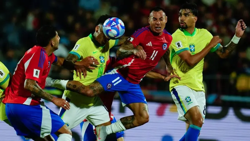 Chile cae ante Brasil y prolonga "crisis" en las eliminatorias de la Conmebol