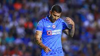 Juan Escobar rescinde contrato con Cruz Azul