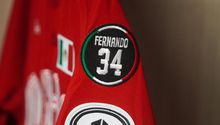 ¡Va por ti, Toro! Selección Mexicana de Beisbol rinde homenaje a Fernando Valenzuela
