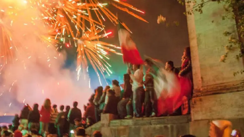 ¿Te pueden meter a la cárcel por tronar cohetes el 15 de septiembre? Estas son las sanciones