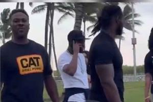 Floyd Mayweather envuelto en nueva polémica por interacción con un TikToker