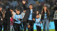 Así fue el emotivo homenaje que recibió Luis Suárez en su último partido con Uruguay