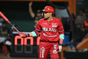 ¡Vuelve el Jefe! Robinson Canó jugará con los Diablos Rojos para la temporada 2025