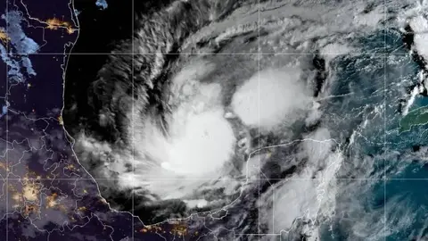 Huracán Milton se intensifica a categoría 4: ¿En qué estados tocará tierra?