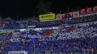 Afición del Cruz Azul prepara serenata previo al juego de vuelta de Cuartos de Final
