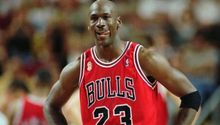 ¡Joya millonaria! Camiseta histórica de Michael Jordan es comprada en 4.68 millones de dólares