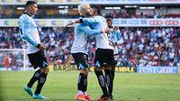 Querétaro consigue polémica victoria ante Pumas en el Estadio Corregidora