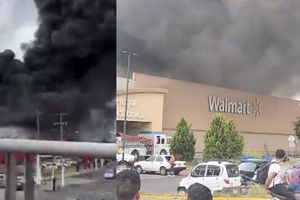 Se registra incendio en una tienda Walmart en Jalisco ¿Qué fue lo pasó?