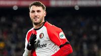 ¡Encendido! Santiago Giménez marca Hat-Trick con Feyenoord en goleada al Heracles