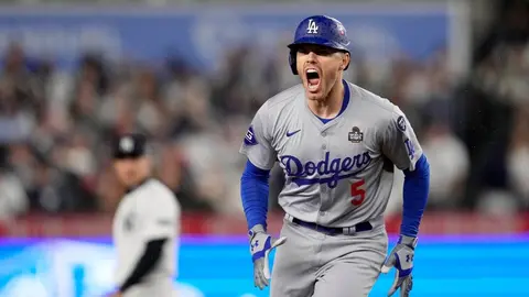 Freddie Freeman jonronea otra vez por Dodgers y fija dos récords en la Serie Mundial