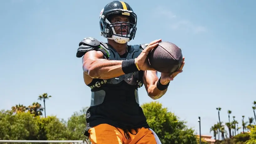 Russell Wilson se podría perder la Temporada 2024 tras agravarse su lesión en la pantorrilla