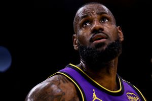 ¡El Rey dice adiós! LeBron James confirma su despedida de las redes sociales