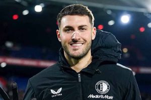 Santiago Giménez confía en que podrán vencer a Bayern Munich: 'Tenemos una gran oportunidad'