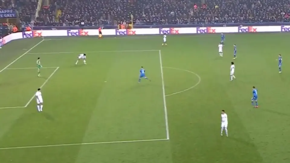 Tyrone Mings y el extraño penal con el que el Aston Villa perdió en Champions League