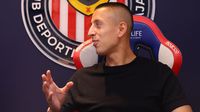 ¡Oficial! Roberto Alvarado y Alan Mozo renuevan su contrato con Chivas hasta 2028