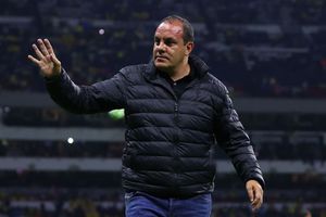 ¡Llevado! Cuauhtémoc Blanco celebra gol del América en la cara de David Faitelson