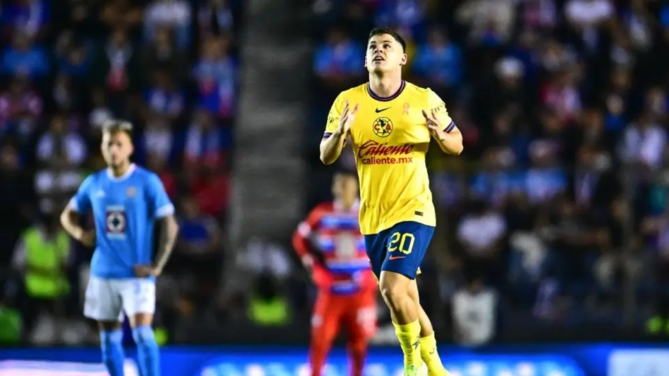 ¿La arquitecta del golazo? Mamá de Richard Sánchez le aconsejó patear desde lejos vs Cruz Azul