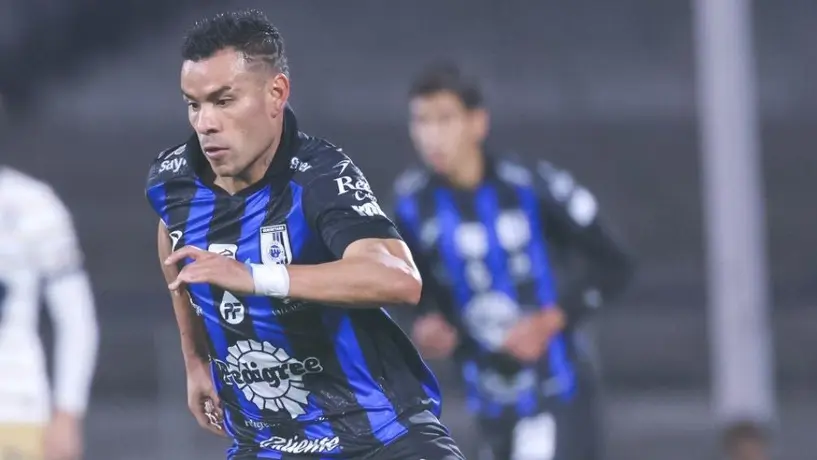 Pablo Barrera salió aplaudido por parte de la afición de Pumas