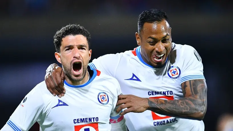 ¡Máquina arrolladora! Cruz Azul venció a Pumas en CU y sigue líder en la Liga MX