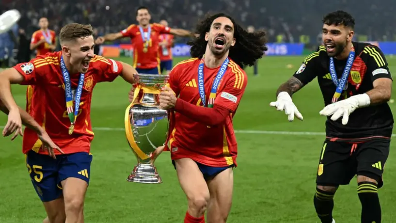 UEFA admite ayuda arbitral a España en la pasada Eurocopa; sí era mano de Cucurella