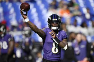 Lamar Jackson vuelve a su nivel MVP y comanda triunfo de los Ravens ante los Broncos