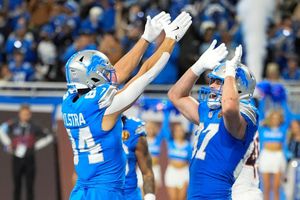 Lions vencen a Bears y consiguen récord de 11-1 por primera vez en su historia
