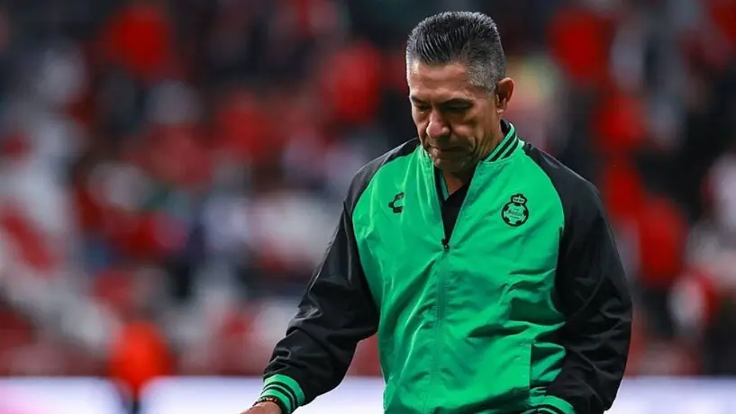 Nacho Ambriz aclaró la salida de Luis Pérez: "Le salió una gran oportunidad"