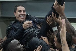 "¡Mexicano, mexicano!": Jugadores de Atlético Nacional se rinden ante Efraín Juárez