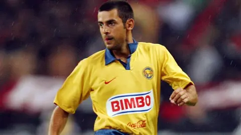 Raúl ‘Bala’ Salinas sobre su paso en Pumas: ‘Me movía en camioneta blindada y me encajuelaron’