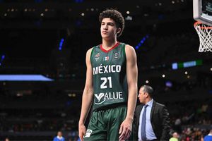 Gustavo Ayón pide difusión para Karim López y otros talentos de México en basquetbol