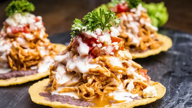 ¿Cuáles son las mejores tostadas para acompañar el pozole este 15 de septiembre? Profeco responde