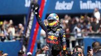 Checo Pérez responde y termina con los rumores sobre su posible retiro