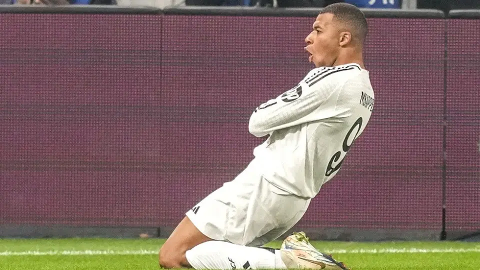 Mpappé llega a 50 goles en Champions, pero sale lesionado en el Atlanta vs Real Madrid