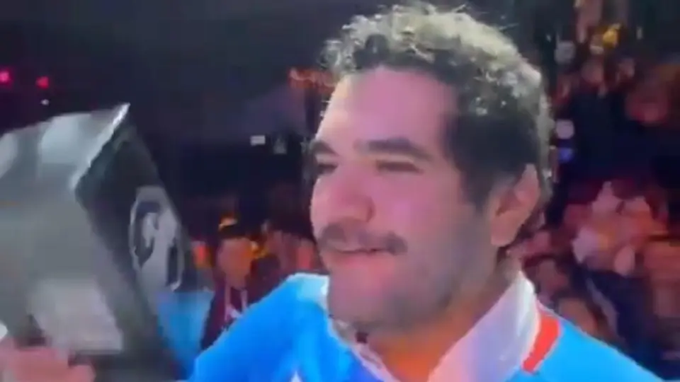 ¡Boda celeste! Novios celebran su casamiento con jersey de Cruz Azul
