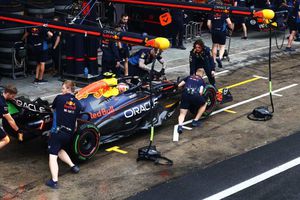 Checo Pérez explota contra Hugh Bird por qualy en Brasil: "Necesitamos hacerlo mejor"