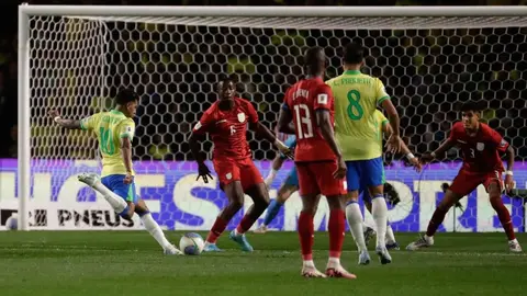 Rodrygo guía a Brasil a la victoria 1-0 contra Ecuador en las eliminatorias de Conmebol