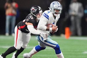 Dak Prescott se someterá a resonancia magnética tras lesión en tendón de la corva