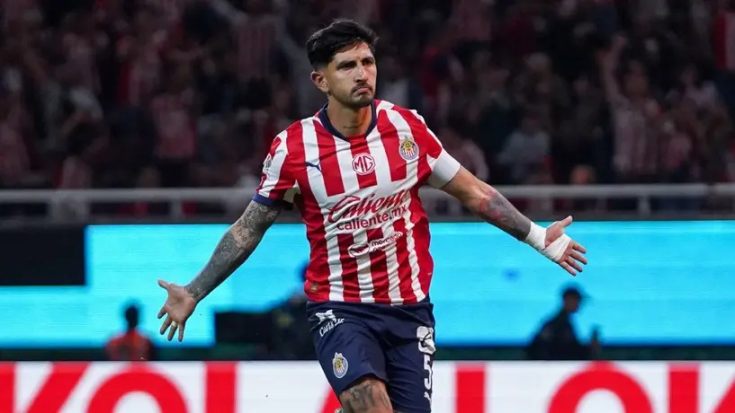 Víctor Guzmán sufrió una fractura y se pierde el inicio del Clausura 2025