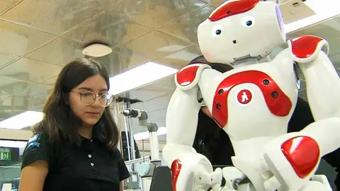 Robots mexicanos ayudan en la rehabilitación de pacientes con discapacidad