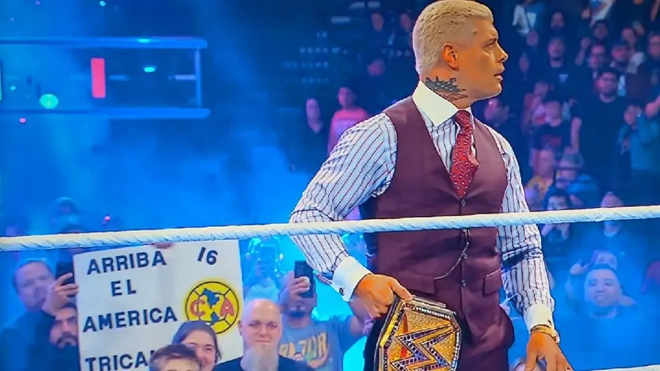 América y su Tricampeonato 'invaden' SmackDown de WWE
