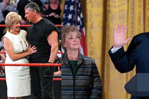 Linda McMahon confirma su separación de Vince McMahon