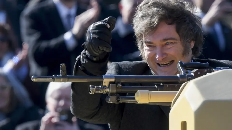 Argentina baja de 21 a 18 años la edad mínima para portar armas ante altos índices de inseguridad