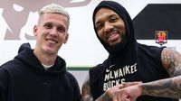 Dani Olmo visita a Damian Lillard y Milwaukee Bucks mientras espera su inscripción