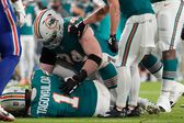 Tua Tagovailoa sale del Miami Dolphins vs Buffalo Bills por conmoción