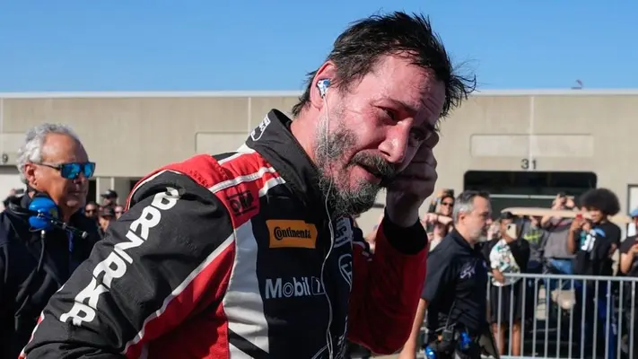 ¡De la Matrix a las pistas! Keanu Reeves debutó en el automovilismo en la Toyota GR Cup